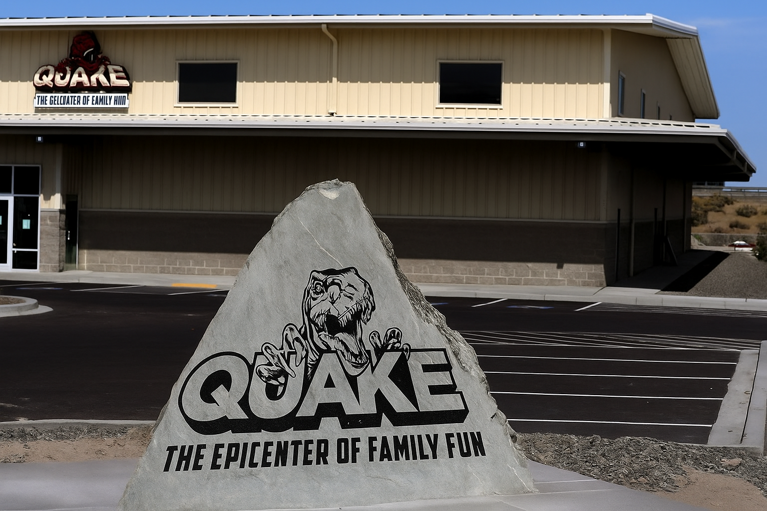 Quake family entertainment center in Kennewick, Washington