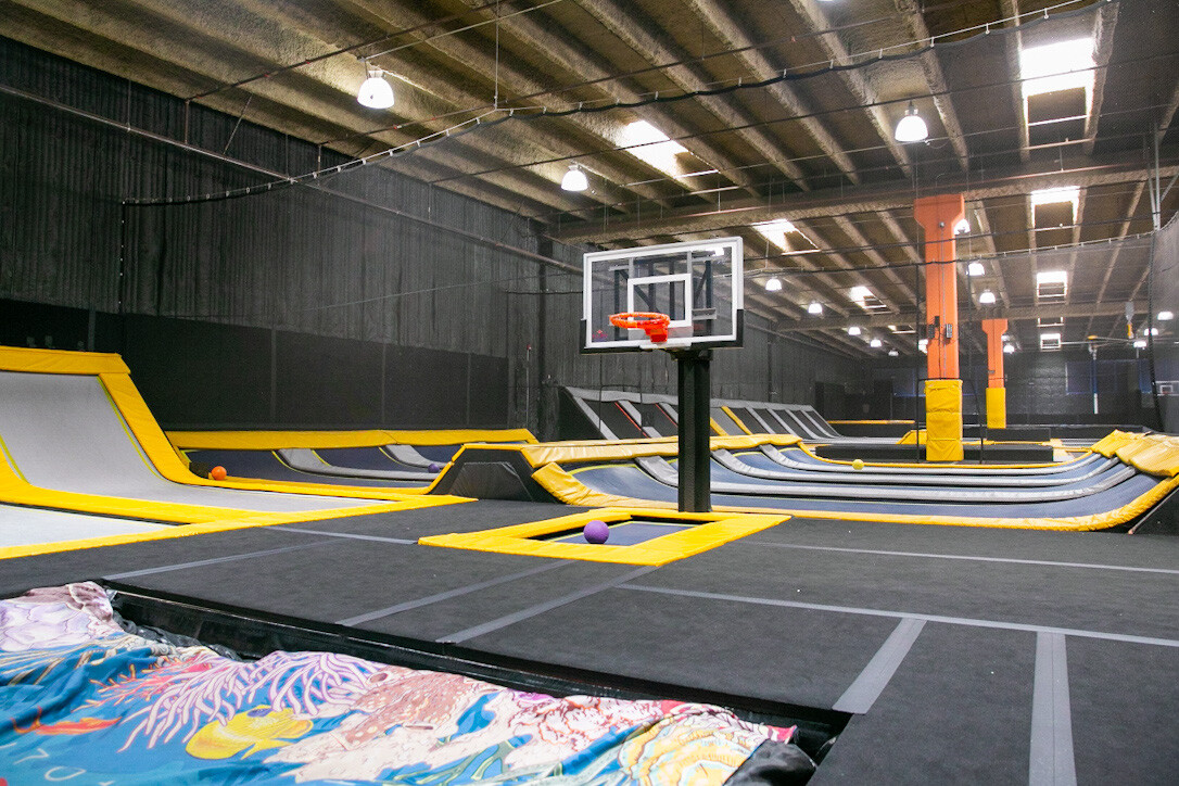 Trampoline dodgeball court gameplay