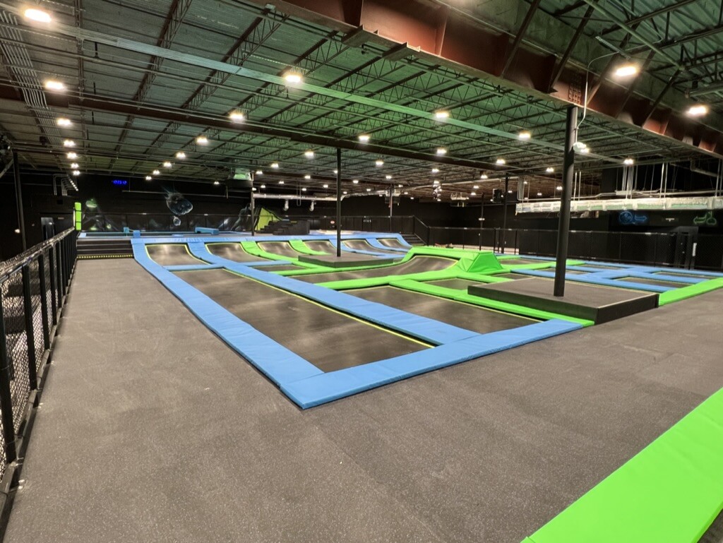 Freestyle court