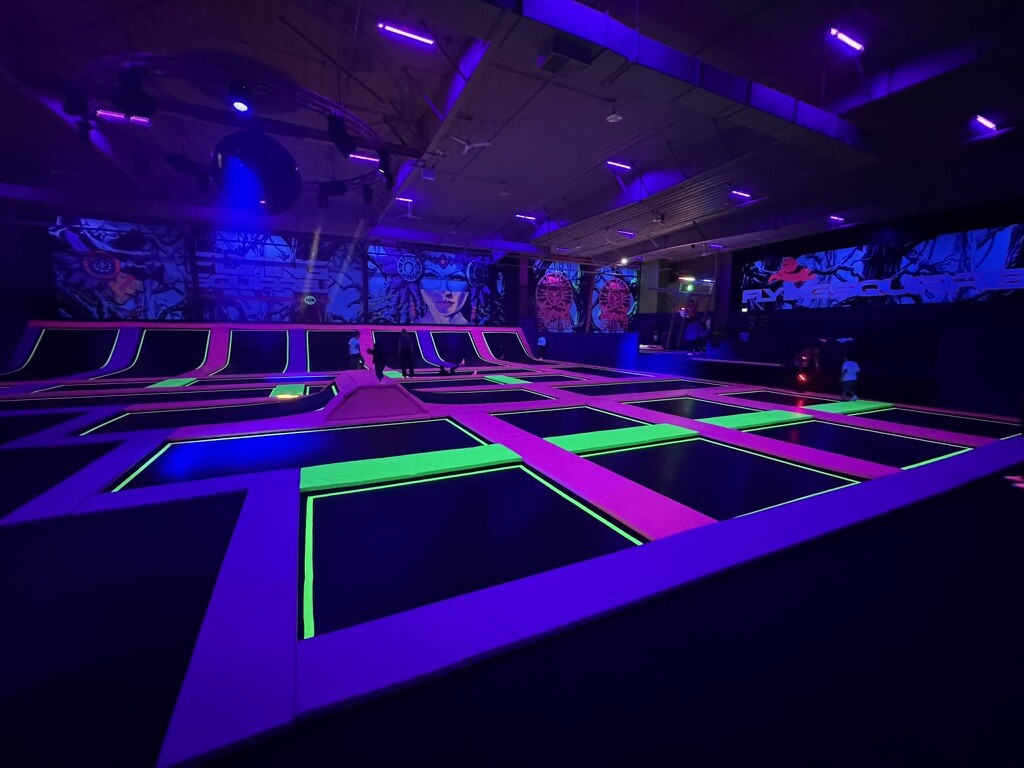 Freestyle court