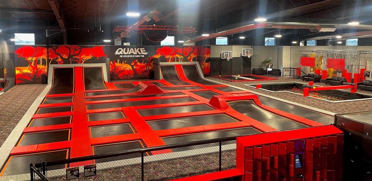 Freestyle court